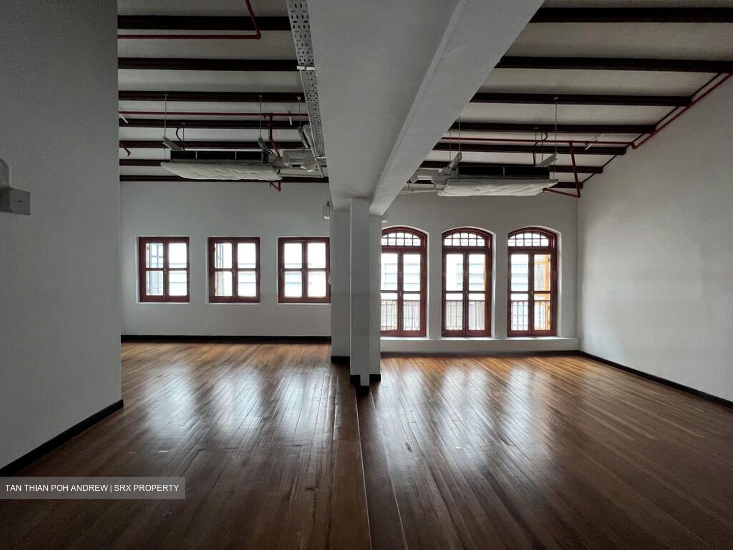 One Raffles Place (D1), Office #465181591